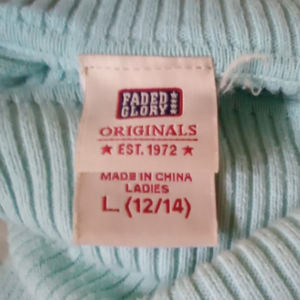 Sweater - Picture 3 of 3